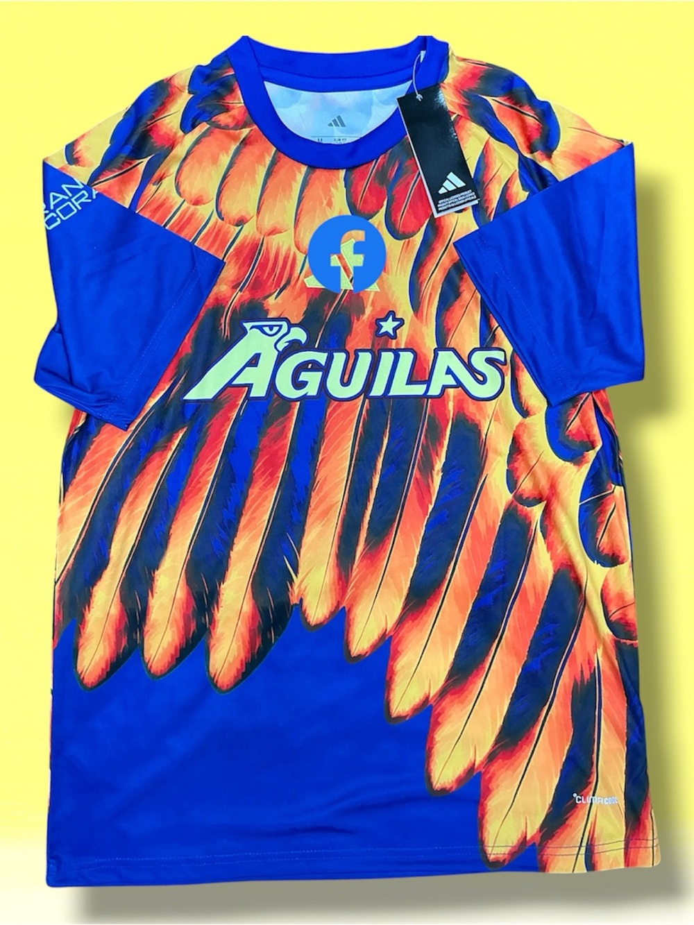 Club America warm up size M